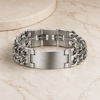 Brede stalen armband met gegraveerde vingerafdruk