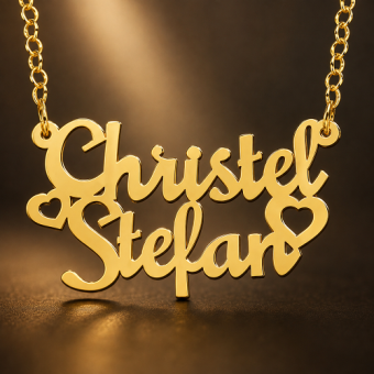 Gouden naamketting met 2 namen en Figaro ketting