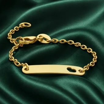 Gouden kinderarmbandje met plaat en uitgestanst hartje