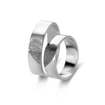 Koppelringen set met 2 vingerafdrukken in hart zilver