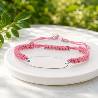 Roze kinderarmbandje met gegraveerde naam