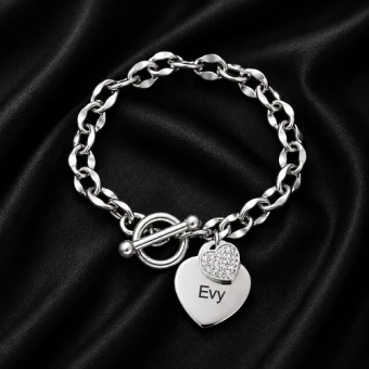 RVS armband met groot hart, klein hart met steentjes en gravure
