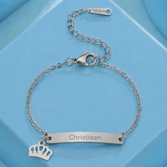 Stalen kinderarmband met kroontje en naamgravure