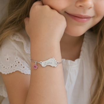 Zilveren baby armband met voetje