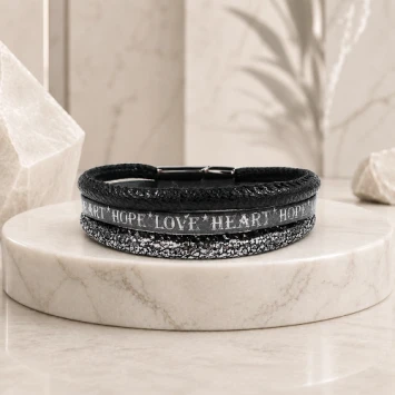 B&L leren armband met Buddha sluiting en gravure