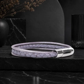 Paarse leren armband met gravure en hoogglans sluiting