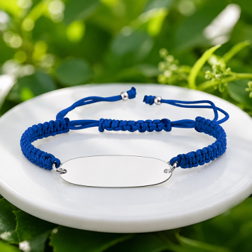 Blauw kinderarmbandje met gegraveerde naam