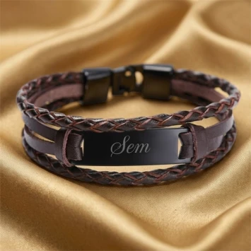 Bruin leren armband met 4 banden en plaat