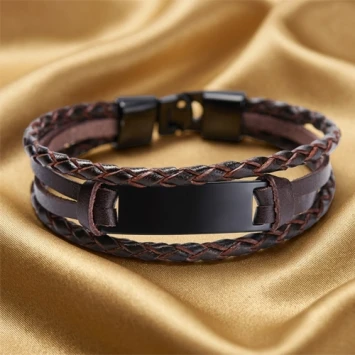 Bruin leren armband met 4 banden en plaat