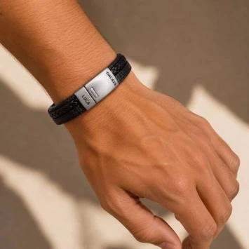 Dacaya armband T-Junction Black