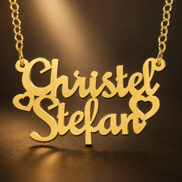 Gouden naamketting met 2 namen en Figaro ketting