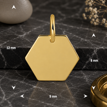 Gouden zeshoekige hanger 9x8 mm met gravure