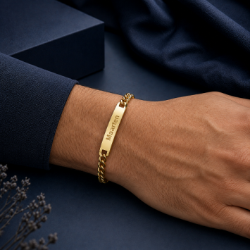 7mm gouden stalen armband met gegraveerde plaat