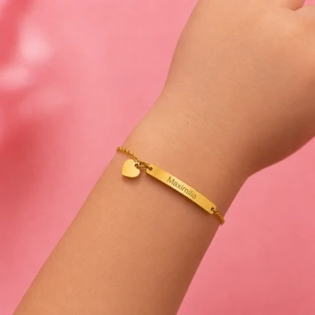 Goud stalen kinderarmbandje met hartje