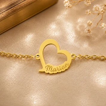 14 karaat gouden armband met hartje en naamgravure