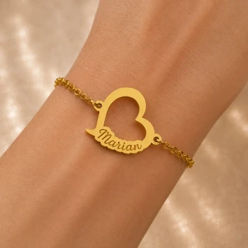 Gouden armband met hartje en naam Names4ever