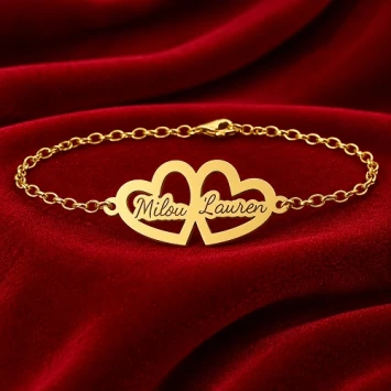 Gouden armband met twee hartjes en namen Names4ever