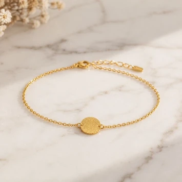 Gouden armband met vingerafdruk rond