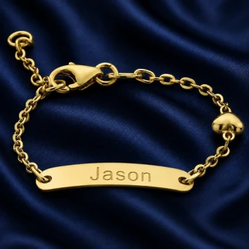 Gouden armbandje met hart en naamgravure