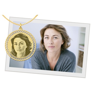 Gouden foto hanger rond graveren