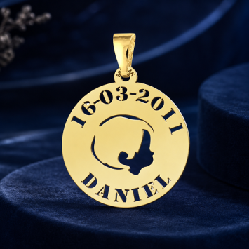 Gouden hanger babyhoofdje jongen naam en datum