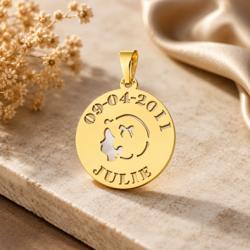 Gouden hanger babyhoofdje meisje naam en datum