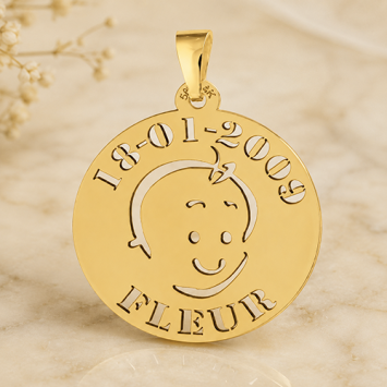 Gouden hanger babyhoofdje met naam en datum