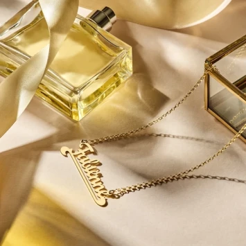 Gouden naamketting Names4ever Fabienne