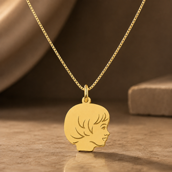 Gouden meisjeshanger met kinderkopje en persoonlijke gravure