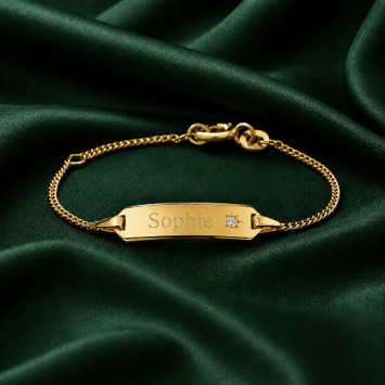 Gouden naam armband kind met zirkonia