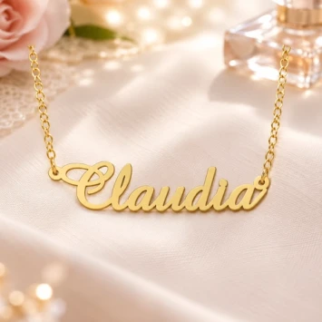 Naamketting goud Names4ever Claudia
