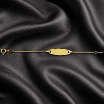 14 karaat geelgouden ovaal baby armbandje met naam