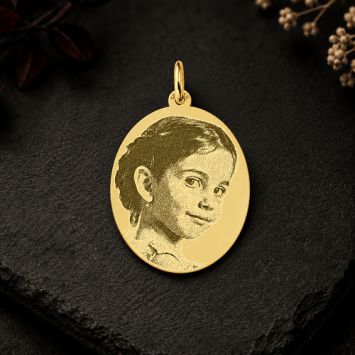 Ovale gouden foto hanger