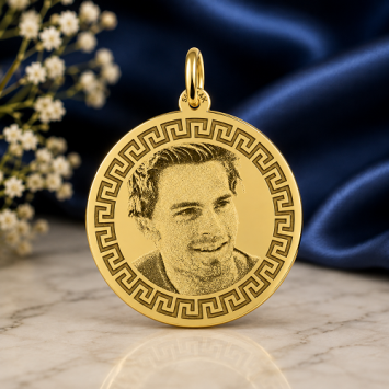 Ronde gouden fotohanger met meander rand