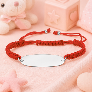 Rood kinderarmbandje met naam en telefoonnummer