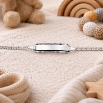 Sierlijk zilver baby armbandje met naam