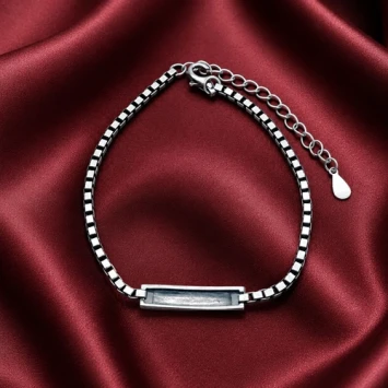 Stoer armbandje met naam