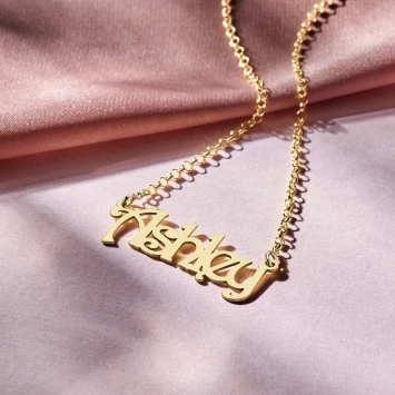 Vergulde naamketting Ashley