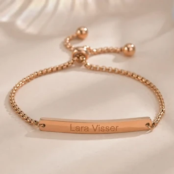 Roségoudkleurig stalen kinderarmbandje met gravure