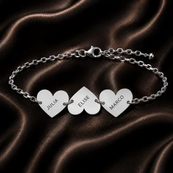 Zilveren armband drie hartjes met naam Names4ever