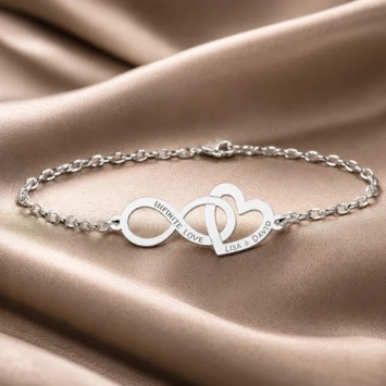 Zilveren armband met infinity en hartje