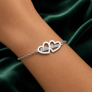 Zilveren armband met twee hartjes en namen Names4ever