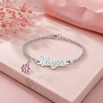 Zilveren schakelarmband met naam voor kinderen