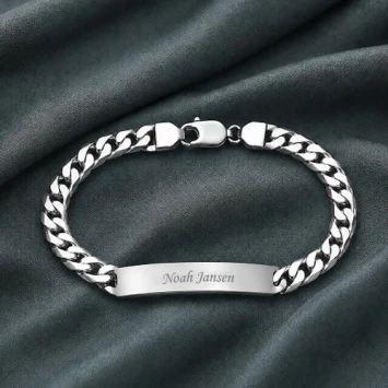 Zilveren graveerarmband met plaat en gourmetband