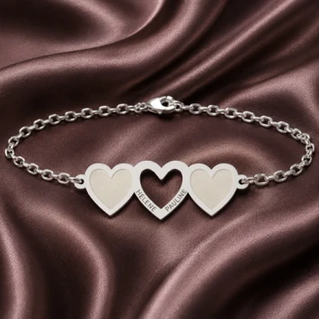 Zilveren hart armband met drie hartjes