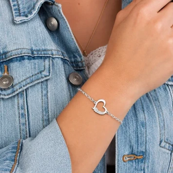 Zilveren armband met hartje en naam Names4ever