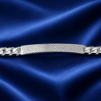 Zilveren schakelarmband met vingerafdruk op plaat