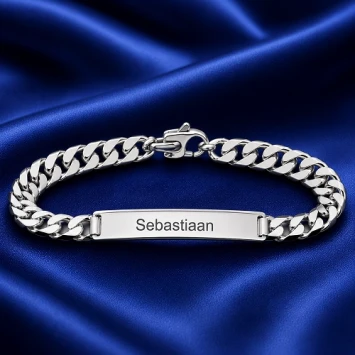 Zilveren schakelarmband met vingerafdruk op plaat