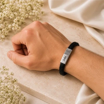 As armband Gevlochten black