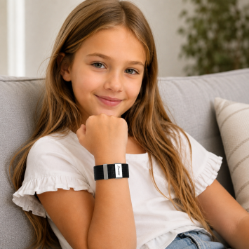 Brede zwarte leren armband met 316L RVS graveersluiting